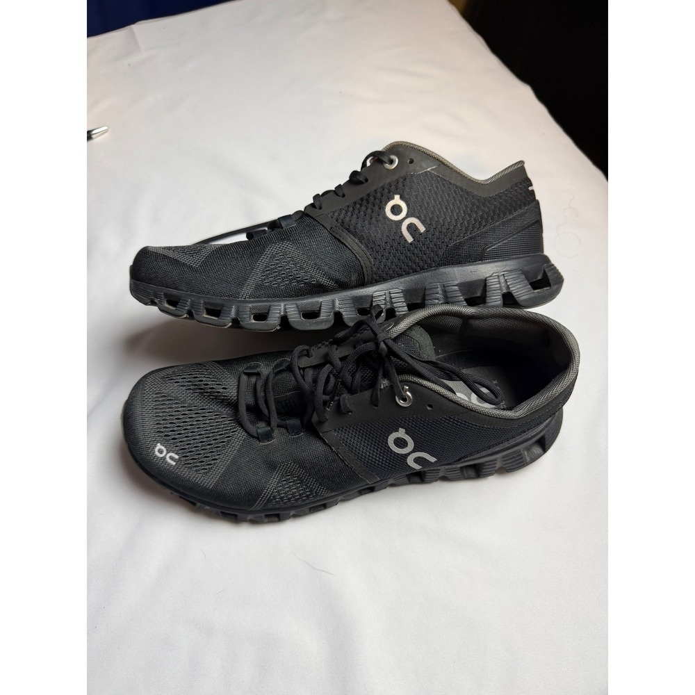 On Cloud X Mens Running Shoes Black Size 8 40.99706 Training Sneakers